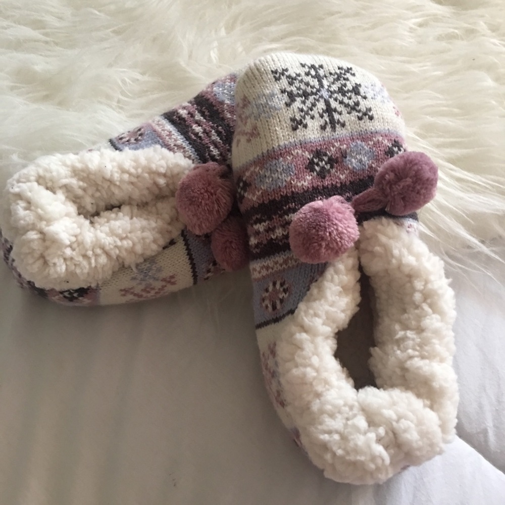 MUK LUKS slippers